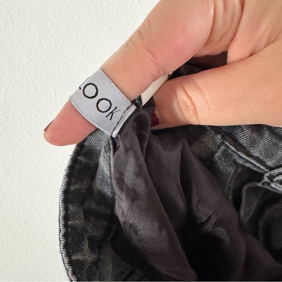 Gray Button Fly Asymmetrical Zip Long Shorts print Floral Modern Street Med NEW - Picture 11 of 13